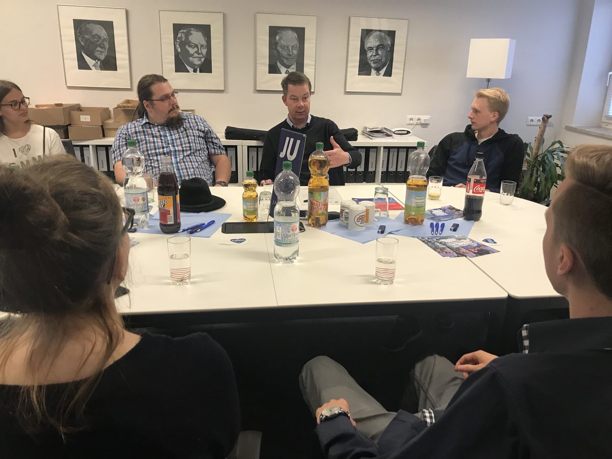 Pizza & Politics mit Thomas Hansen