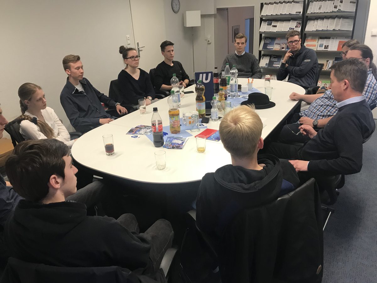 Pizza & Politics mit Thomas Hansen