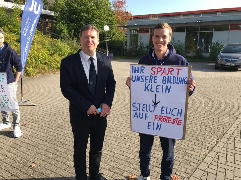 Erfolgreiche Demo vor dem Kreistag!