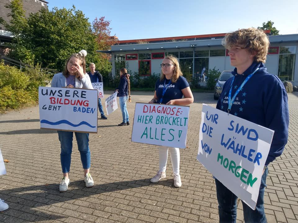 Erfolgreiche Demo vor dem Kreistag!