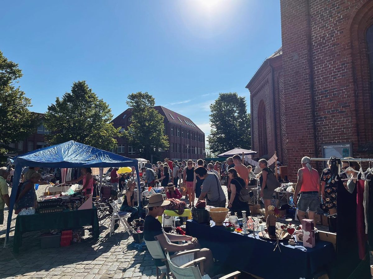 Großer JU-Flohmarkt in Plön!